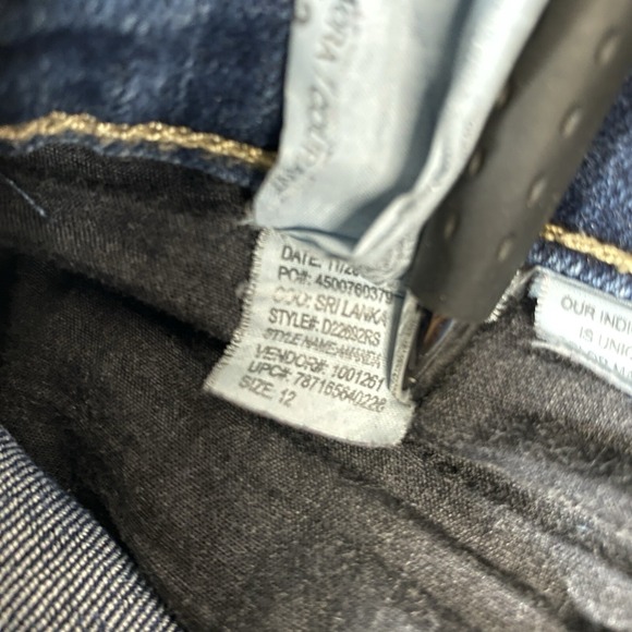 Gloria Vanderbilt Amanda Jeans Size 12 Short Straight Dark Wash Stretch Casual - Picture 13 of 14